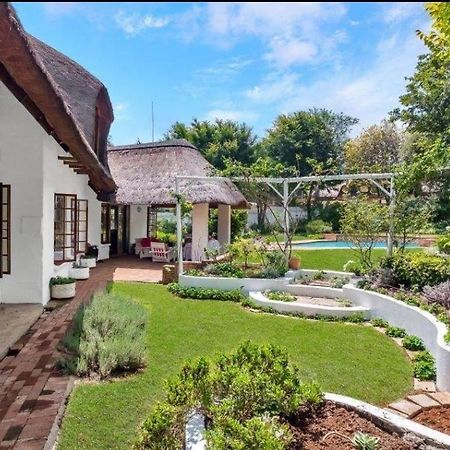 Libra Lodge Sandton Exterior foto